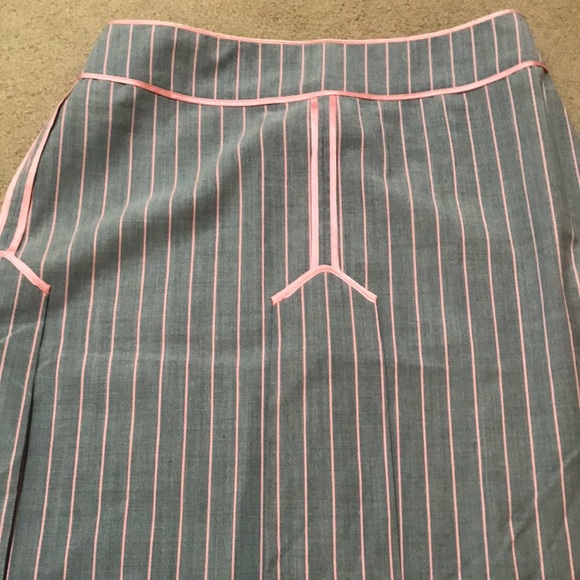 🌸NEW🌸 Moschino Cheap and Chic Vintage Rare Pink Pinstripe Skirt - Picture 3 of 15